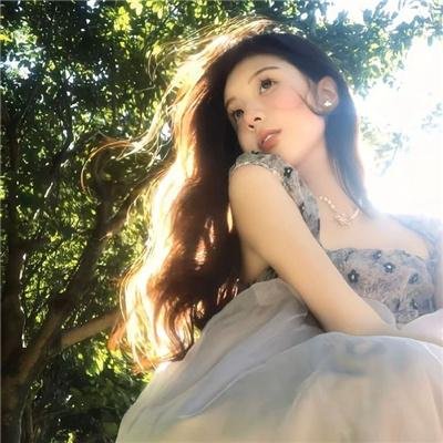 春燕展翅